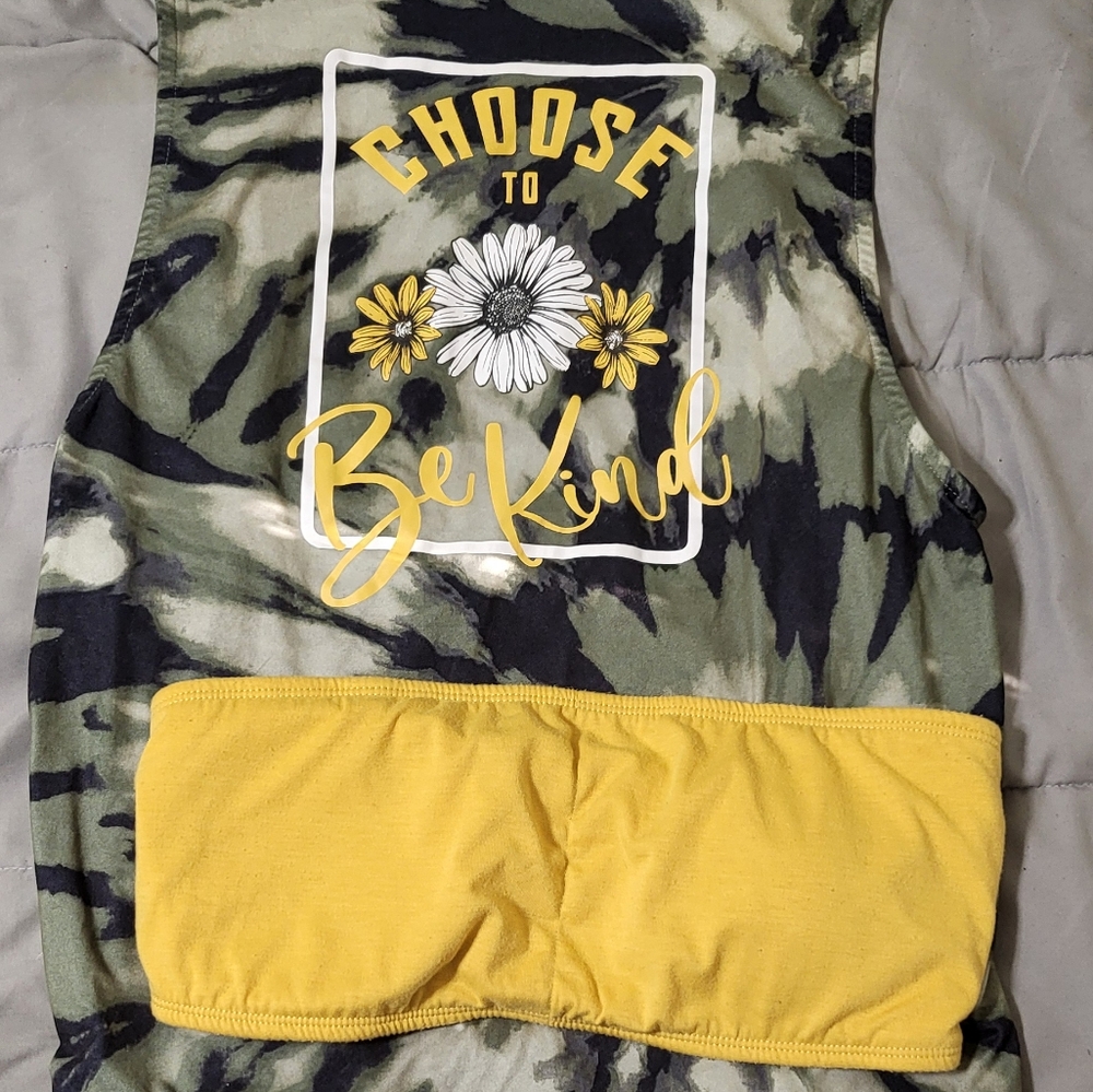 Sunflower tank duo